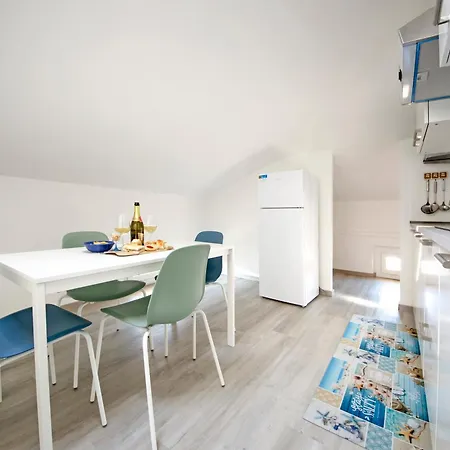 Stella Di Mare Apartment